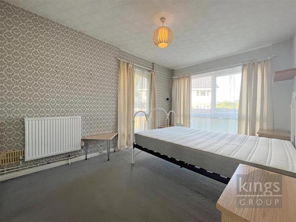 A Cosy 1 Bedroom Apartment Енфийлд Екстериор снимка